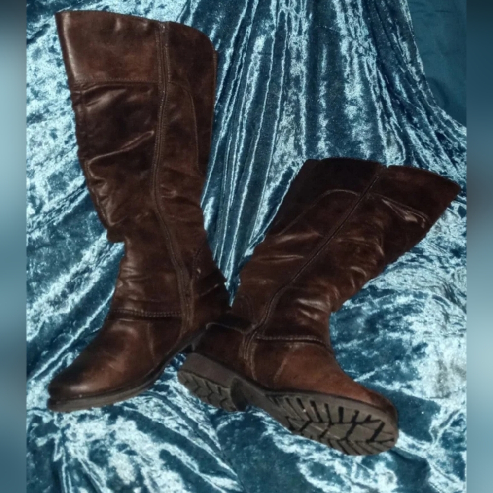 Women's Bare Traps Sheridan Dark Brown Ruched Riding Boots 6.5